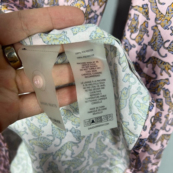 David Lerner Button Up Blouse Cheetah Print Too Medium - Picture 4 of 7